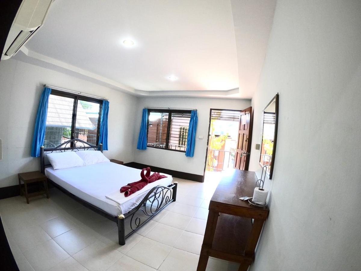 Jr Gym & Resort Phi Phi Don Exterior foto